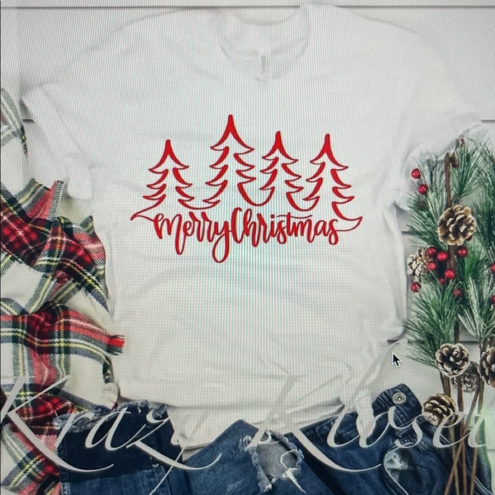 NWT White & Red Merry Christmas T-Shirt